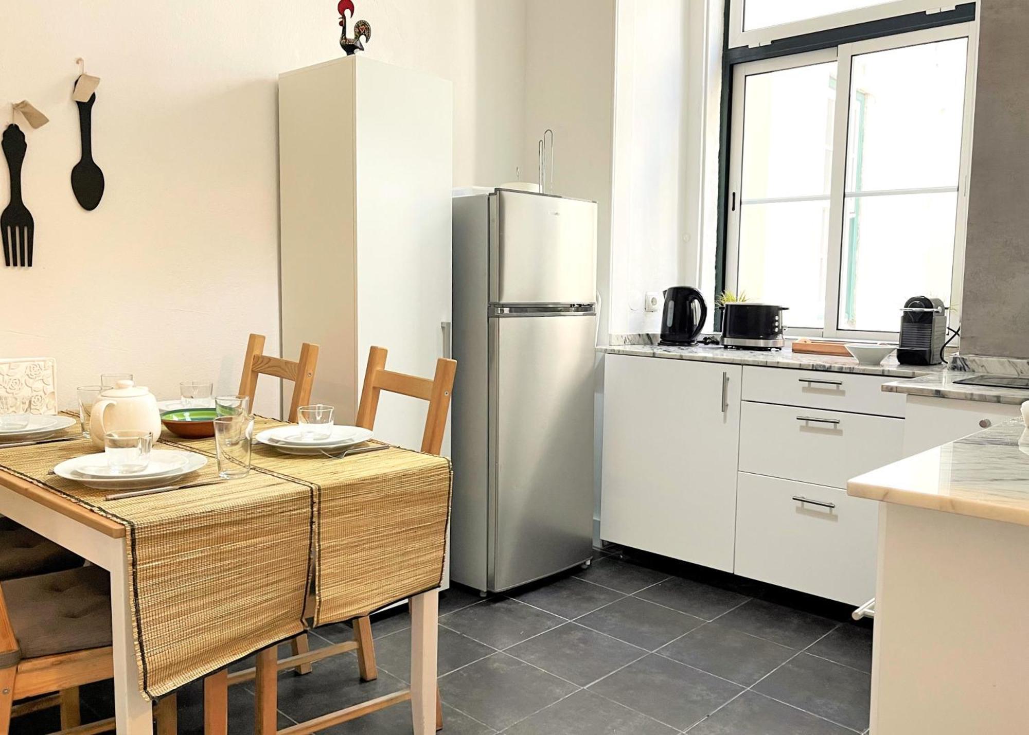 Sj2d Baixa New Air Conditioning Spacious And Friendly Appartement